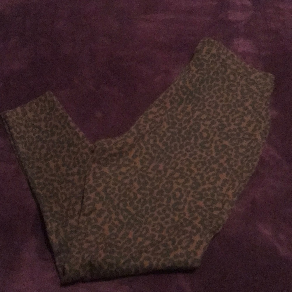 Carolina Colours Leopard print Leggings Size PL
